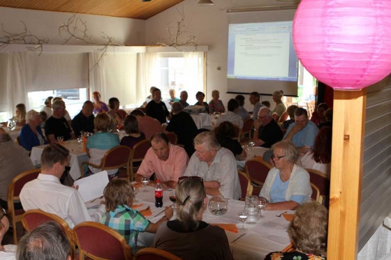 klikkaa niin n�et seuraavan kuvan
kuvaaja Aimo Kultanen. 