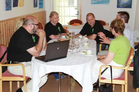 klikkaa niin net seuraavan kuvan

kuvaaja Aimo Kultanen. 